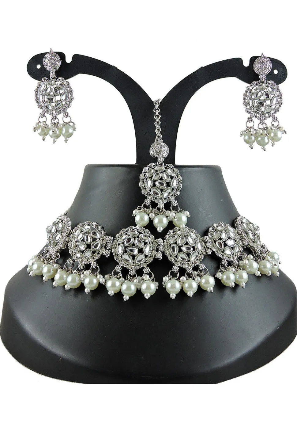 Stone Studded Choker Necklace Set