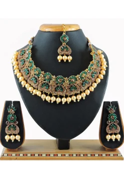 Stone Studded Choker Necklace Set