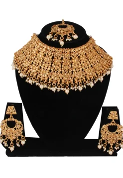 Stone Studded Choker Necklace Set
