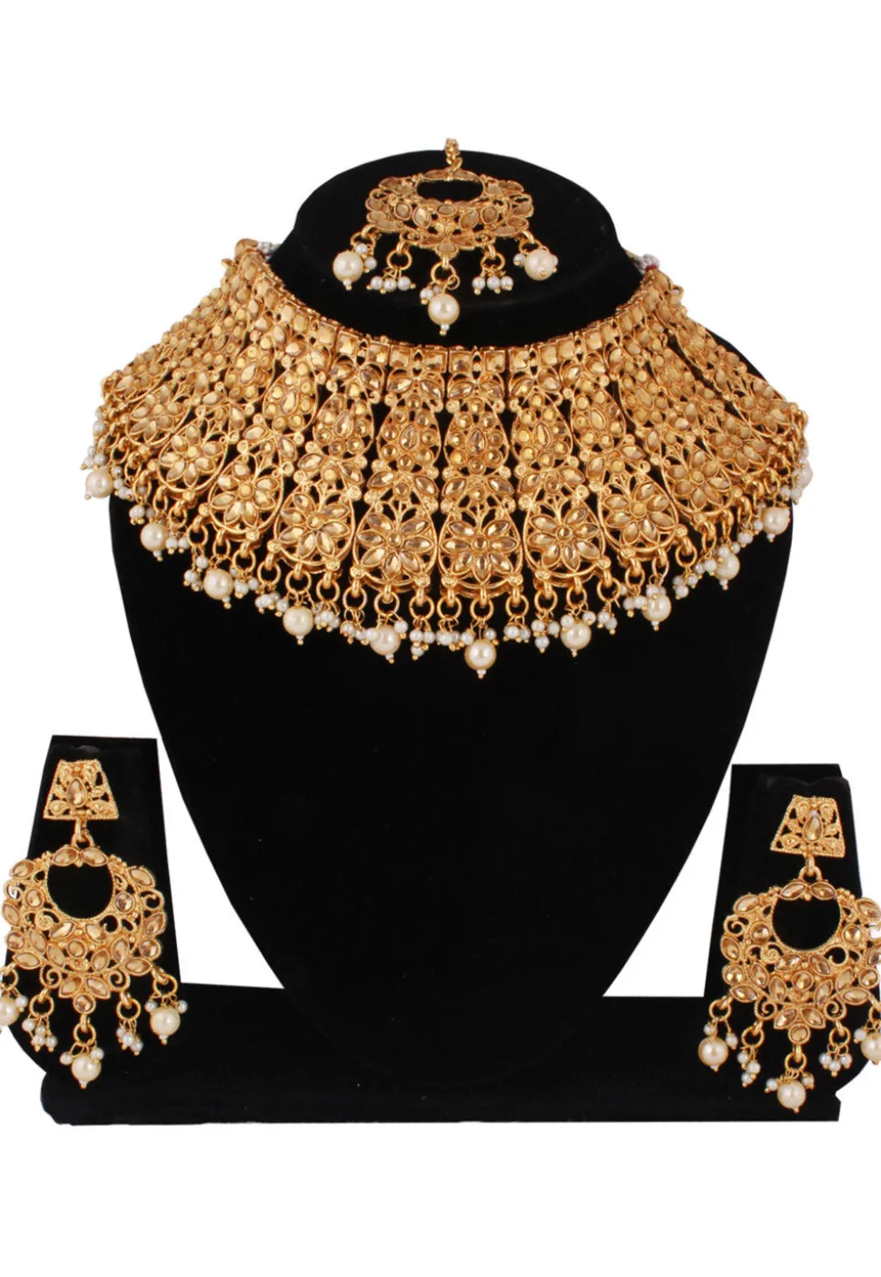 Stone Studded Choker Necklace Set