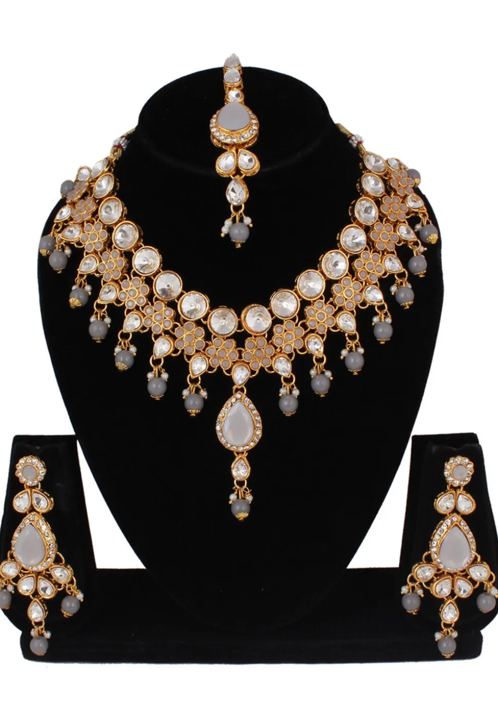 Stone Studded Choker Necklace Set