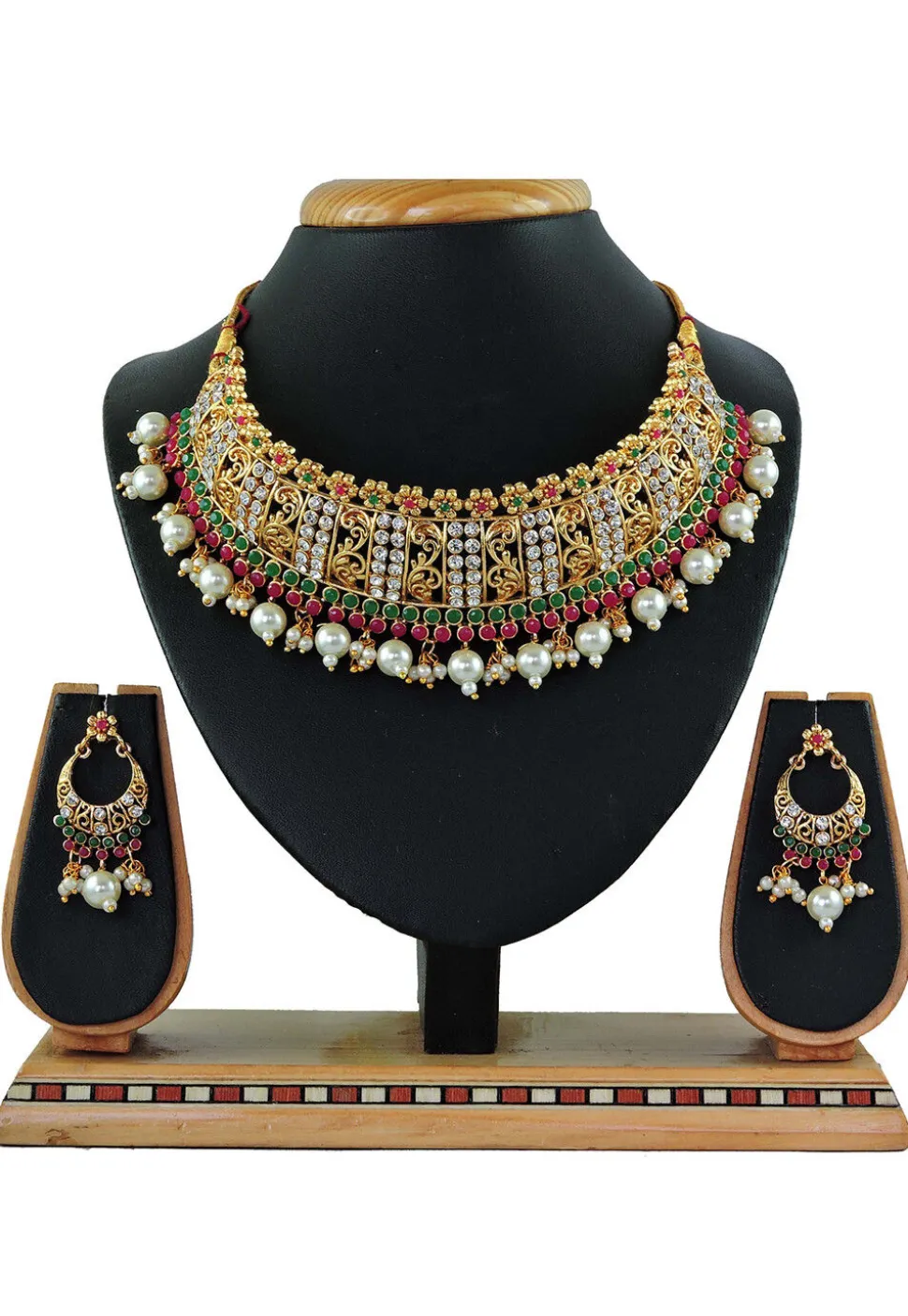 Stone Studded Choker Necklace Set