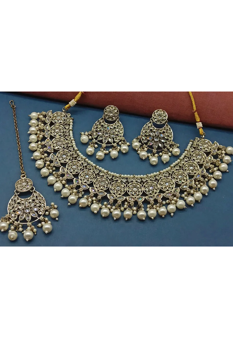 Stone Studded Choker Necklace Set