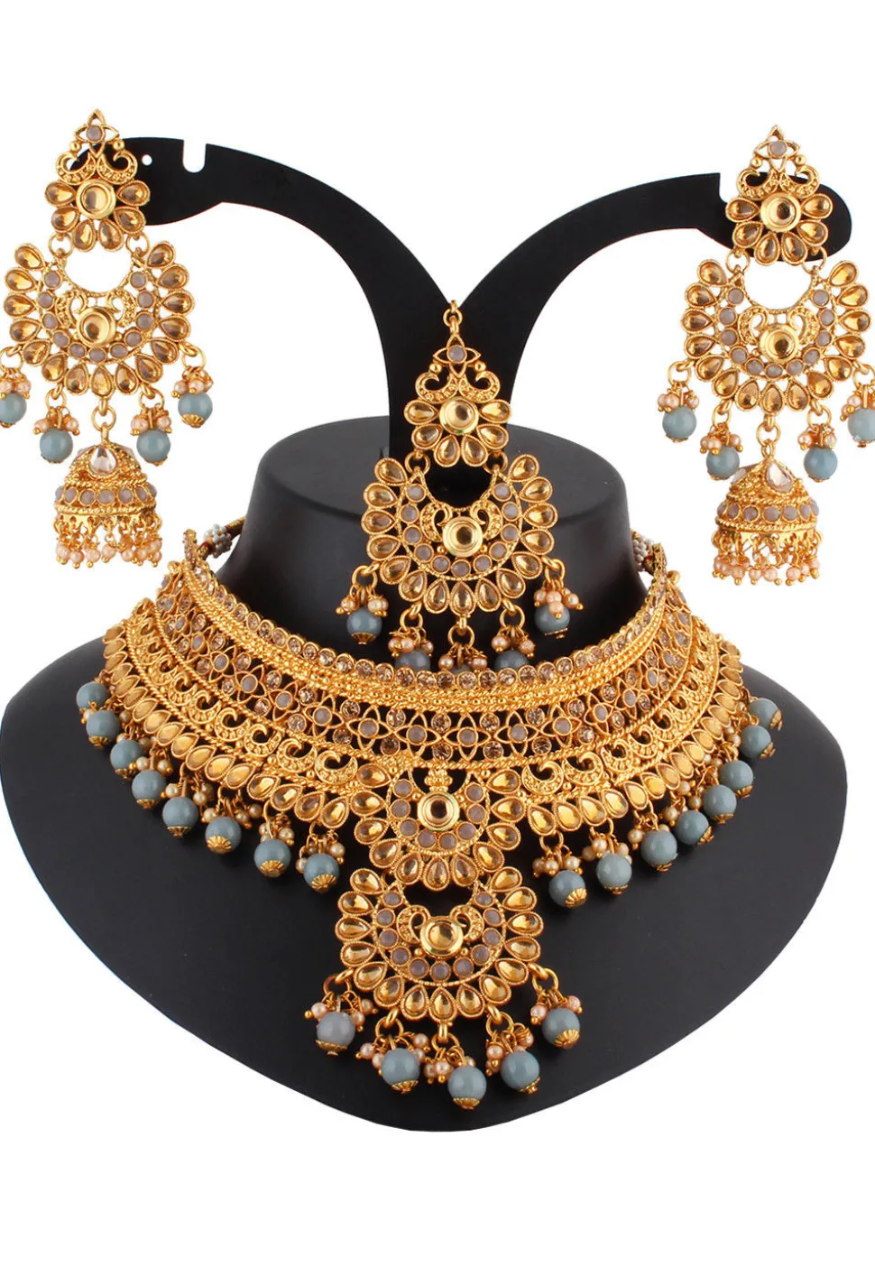 Stone Studded Choker Necklace Set