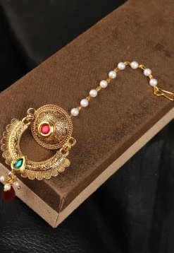 Stone Studded Maang Tikka