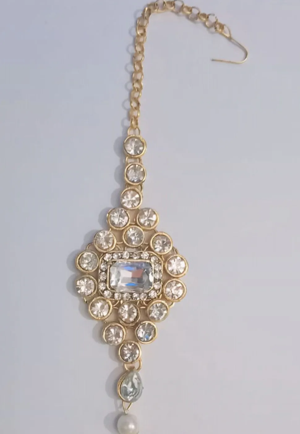 Stone Studded Maang Tikka