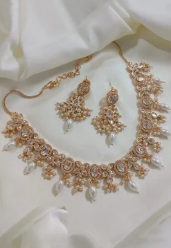 Stone Studded Necklace Set