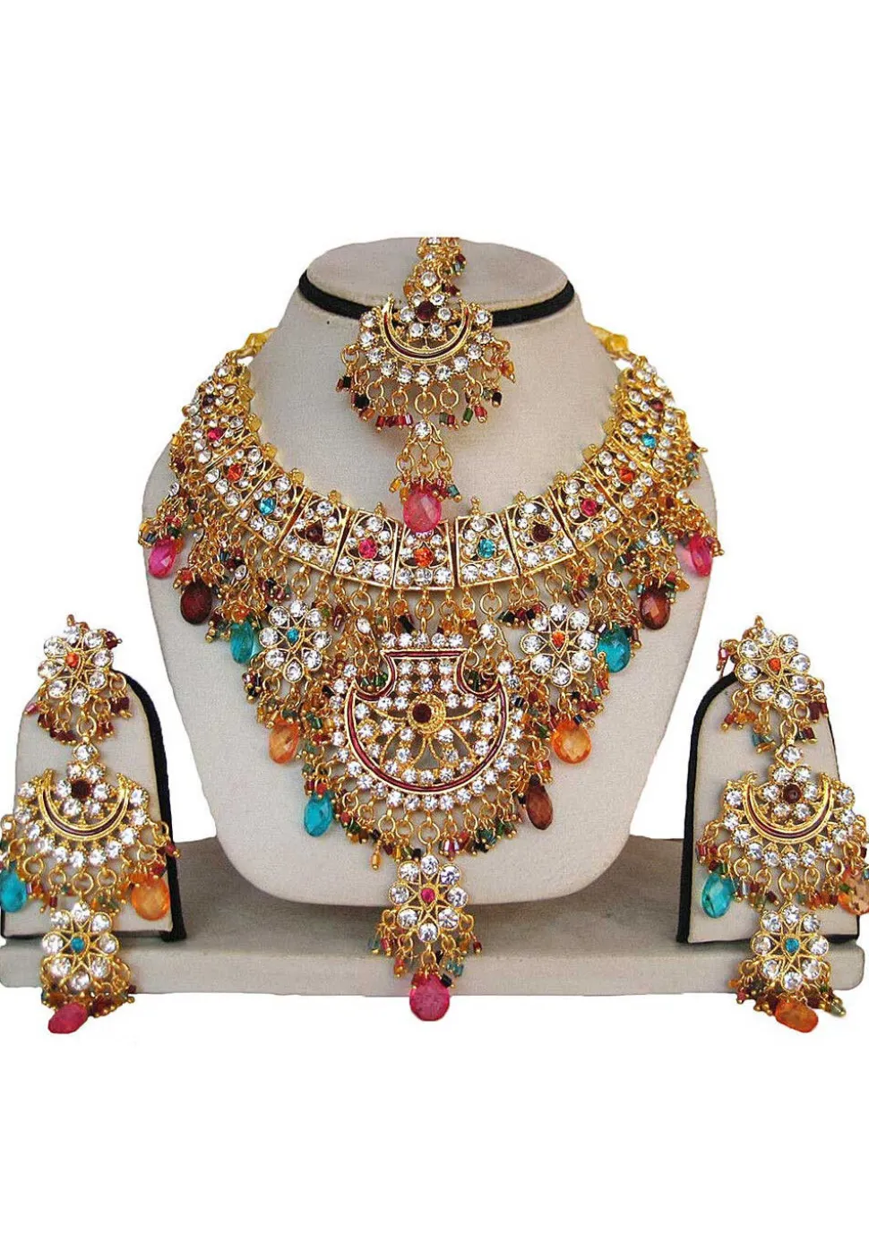 Stone Studded Necklace Set