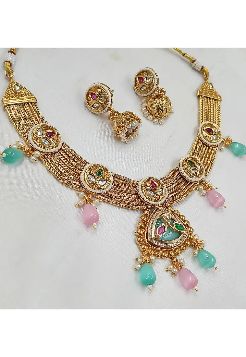Stone Studded Necklace Set