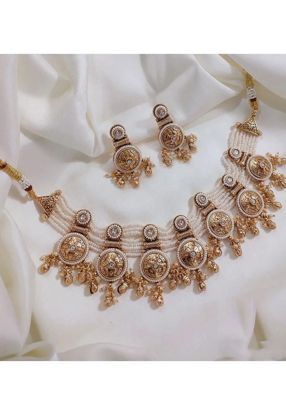 Stone Studded Necklace Set