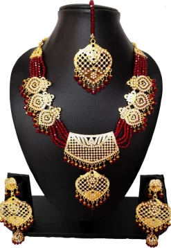 Stone Studded Necklace Set