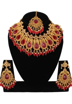 Stone Studded Necklace Set