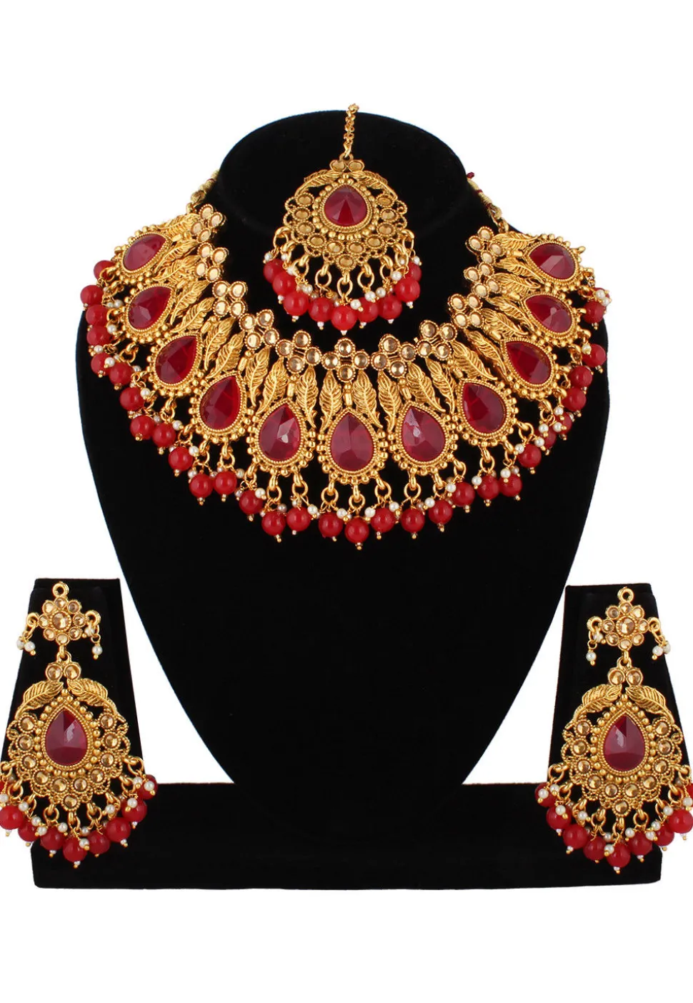 Stone Studded Necklace Set