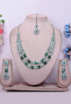 Stone Studded Necklace Set
