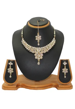 Stone Studded Necklace Set
