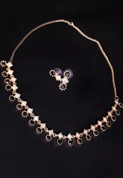 Stone Studded Necklace Set