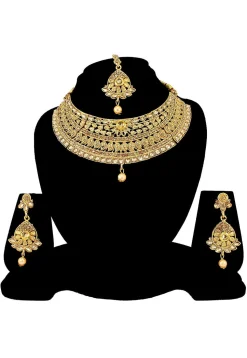 Stone Studded Necklace Set