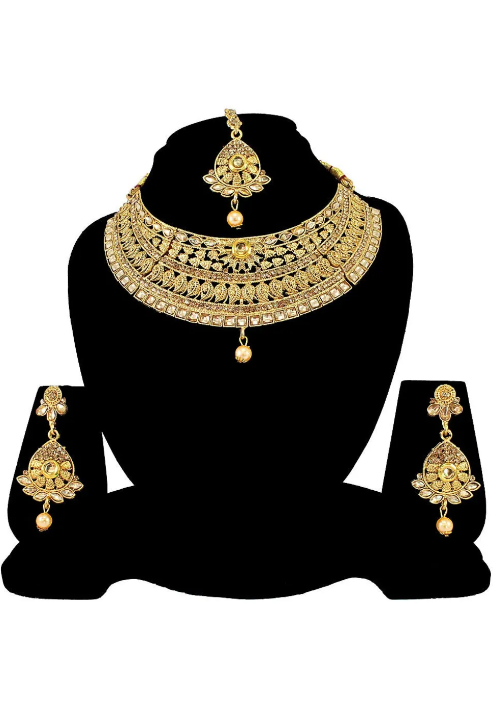 Stone Studded Necklace Set