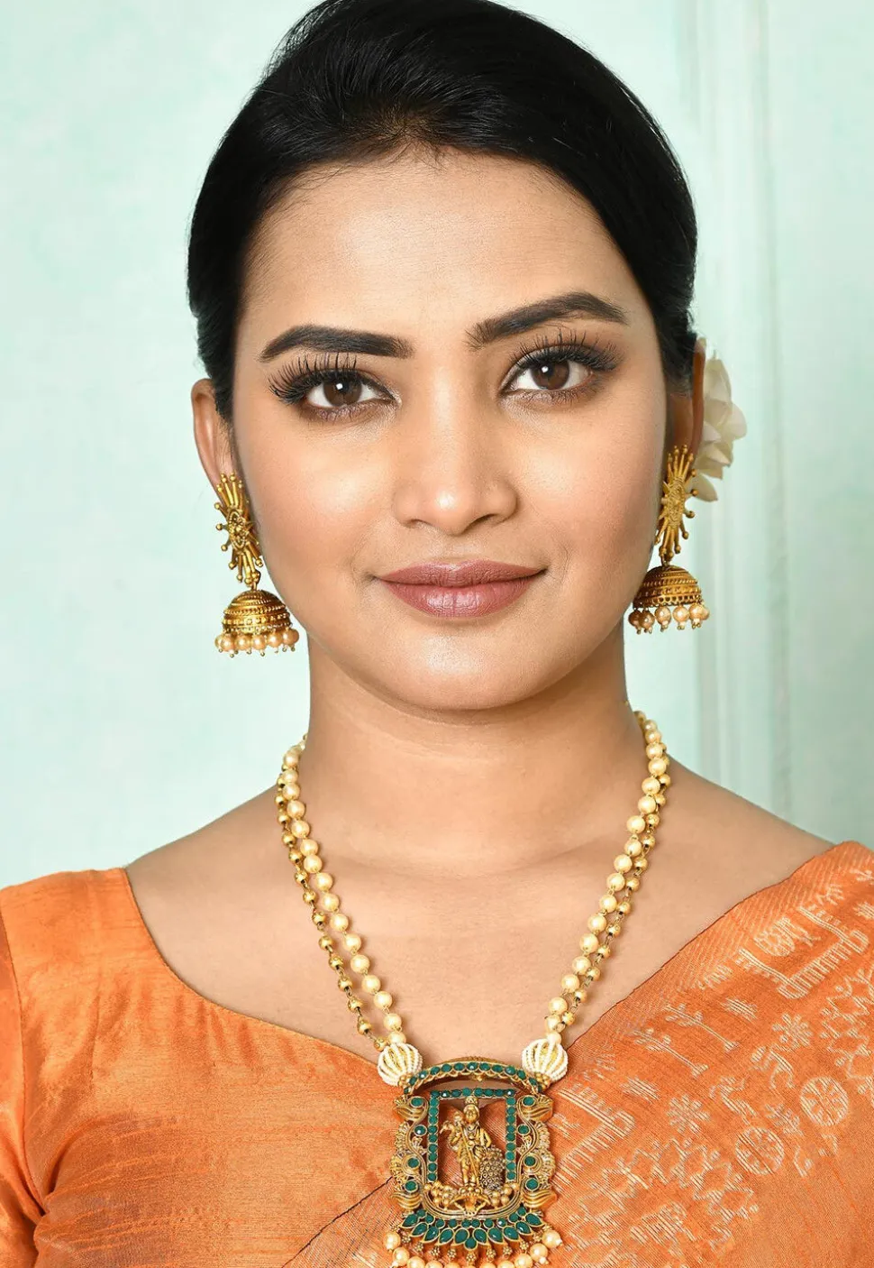 Stone Studded Temple Necklace Set