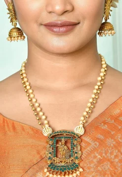 Stone Studded Temple Necklace Set