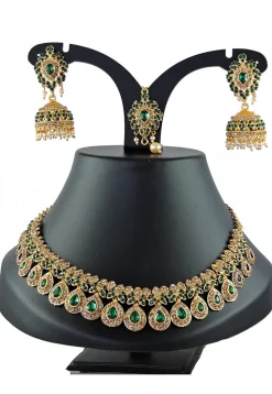 Stones Studded Choker Necklace Set