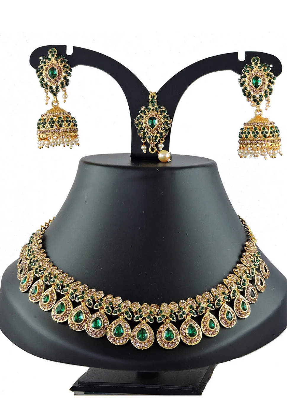 Stones Studded Choker Necklace Set