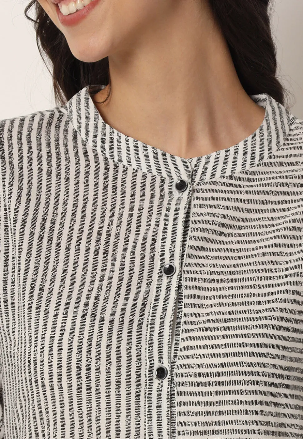 Stripe Printed Cotton Kurti in Off White