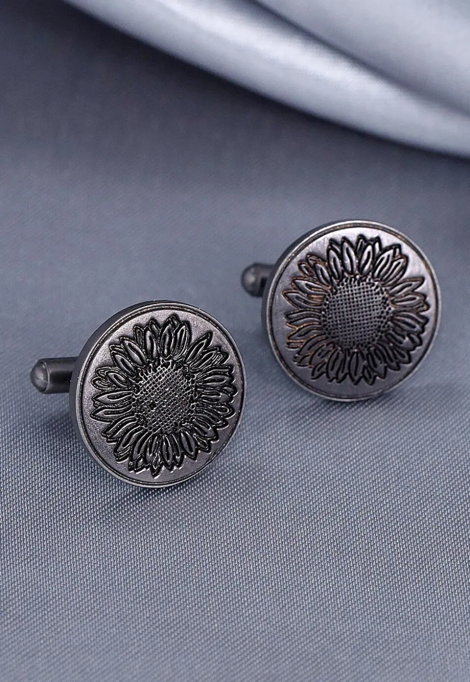 Sunflower Glitter Metallic Cufflink Pair