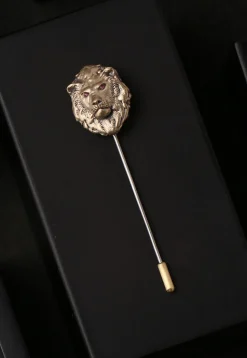 The Bravehearted Lion Metallic Gift Set