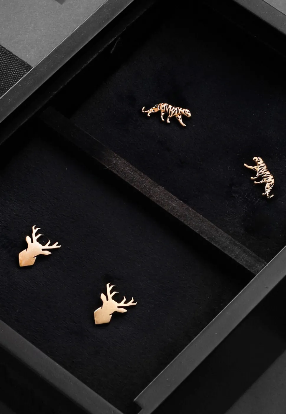 The Calm Chetaah and Imperial Stag Metallic Collar Tips Gift Set