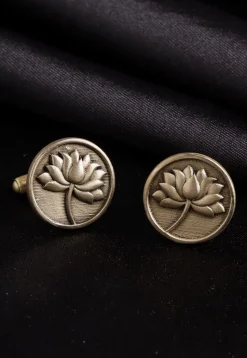 The Divine Lotus Metallic  Gift Set