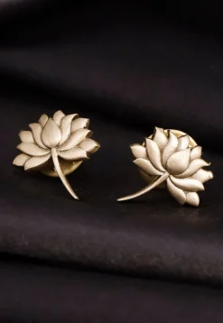 The Divine Lotus Metallic  Collar Tips Gift Set