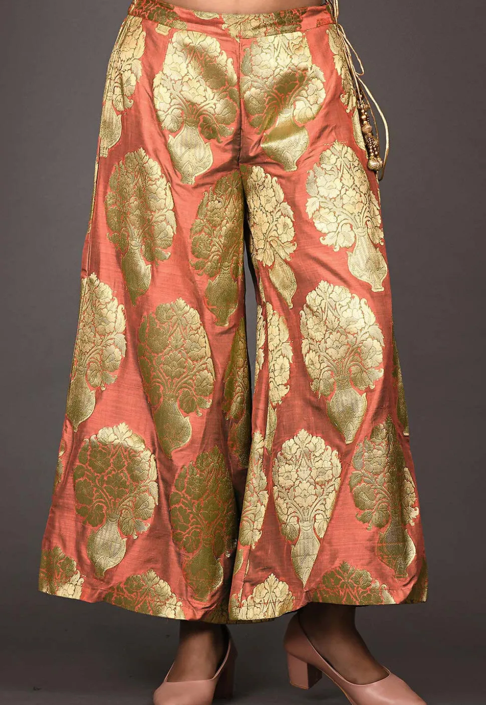 Woven Art Jacquard Silk Pallazo in Peach