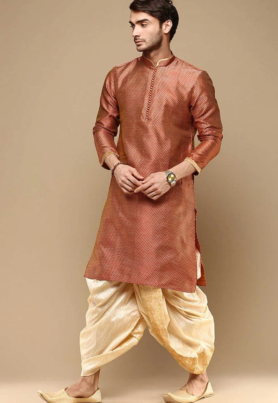 Woven Art Silk Jacquard Kurta Set in Maroon