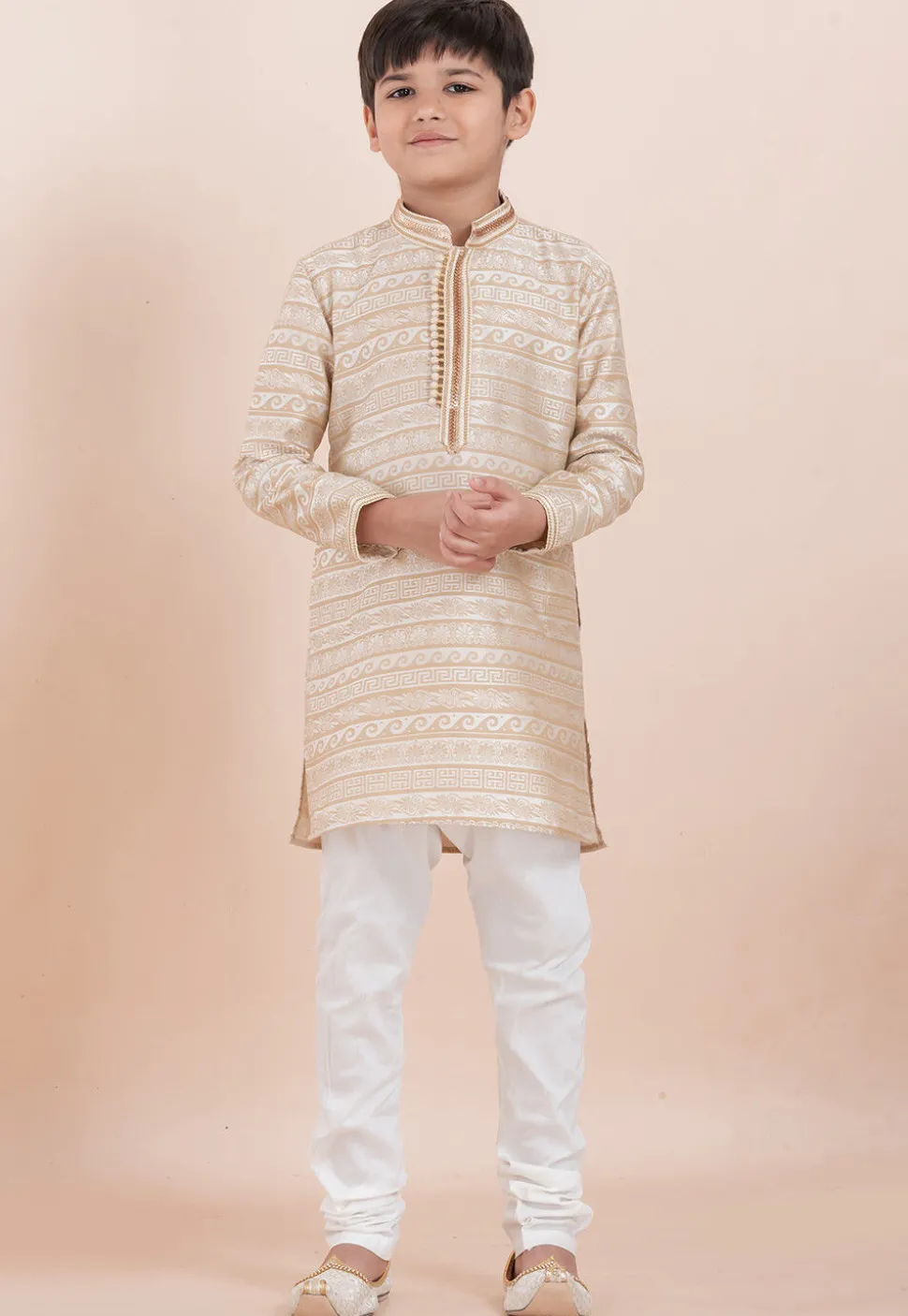 Woven Art Silk Jacquard Kurta Set in Off White