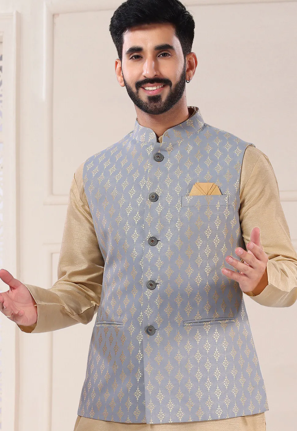 Woven Art Silk Jacquard Nehru Jacket in Grey