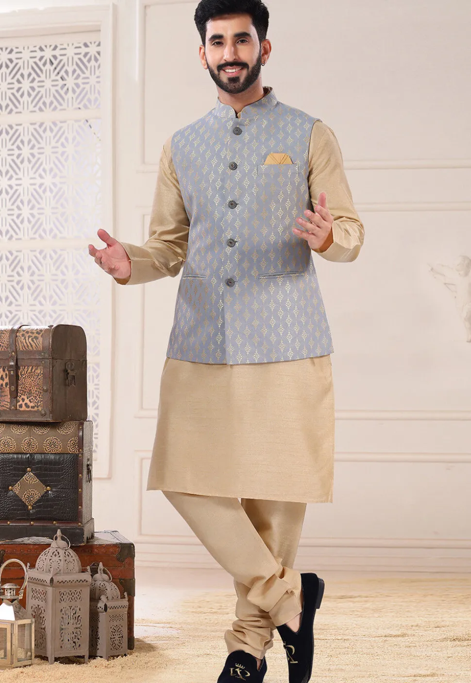 Woven Art Silk Jacquard Nehru Jacket in Grey