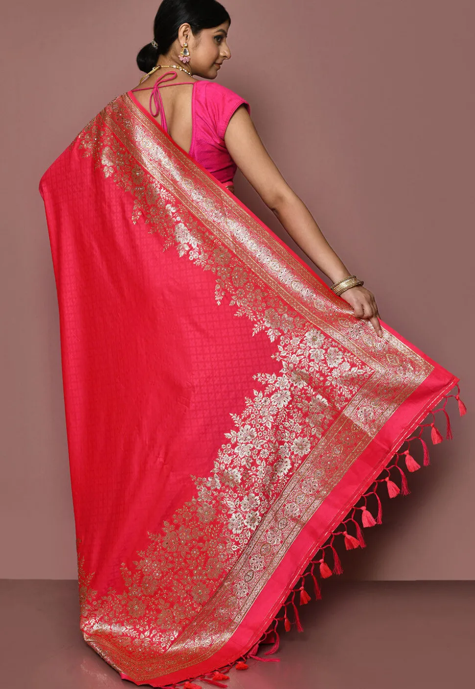 Woven Art Silk Jacquard Saree in Pink