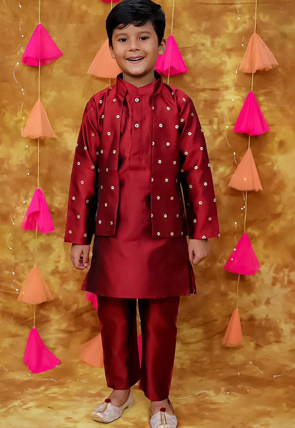 Woven Art Silk Kurta Set in Maroon