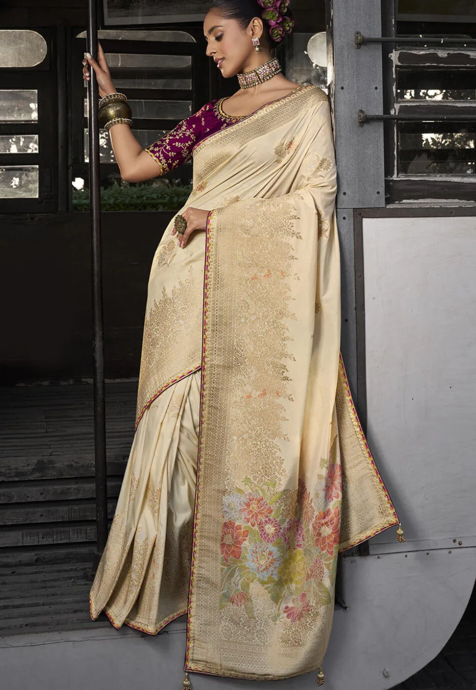 Woven Art Silk Saree in Beige