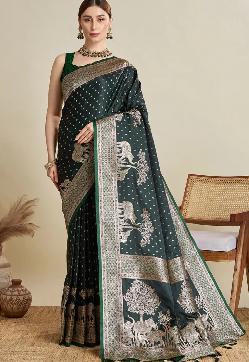 Woven Art Silk Saree in Dark Green
