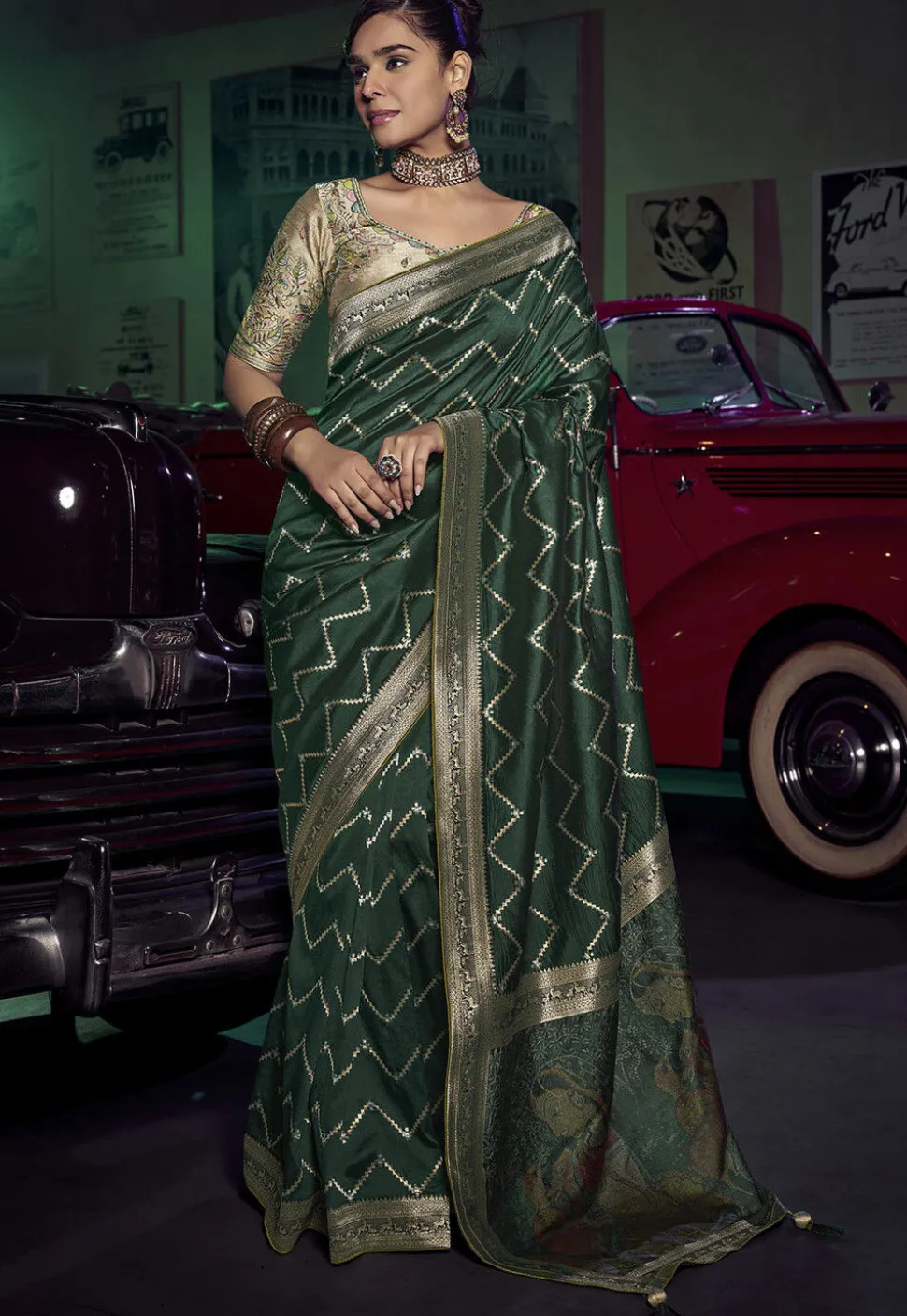 Woven Art Silk Saree in Dark Green