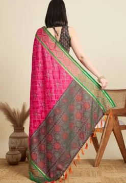 Woven Art Silk Saree in Fuchsia