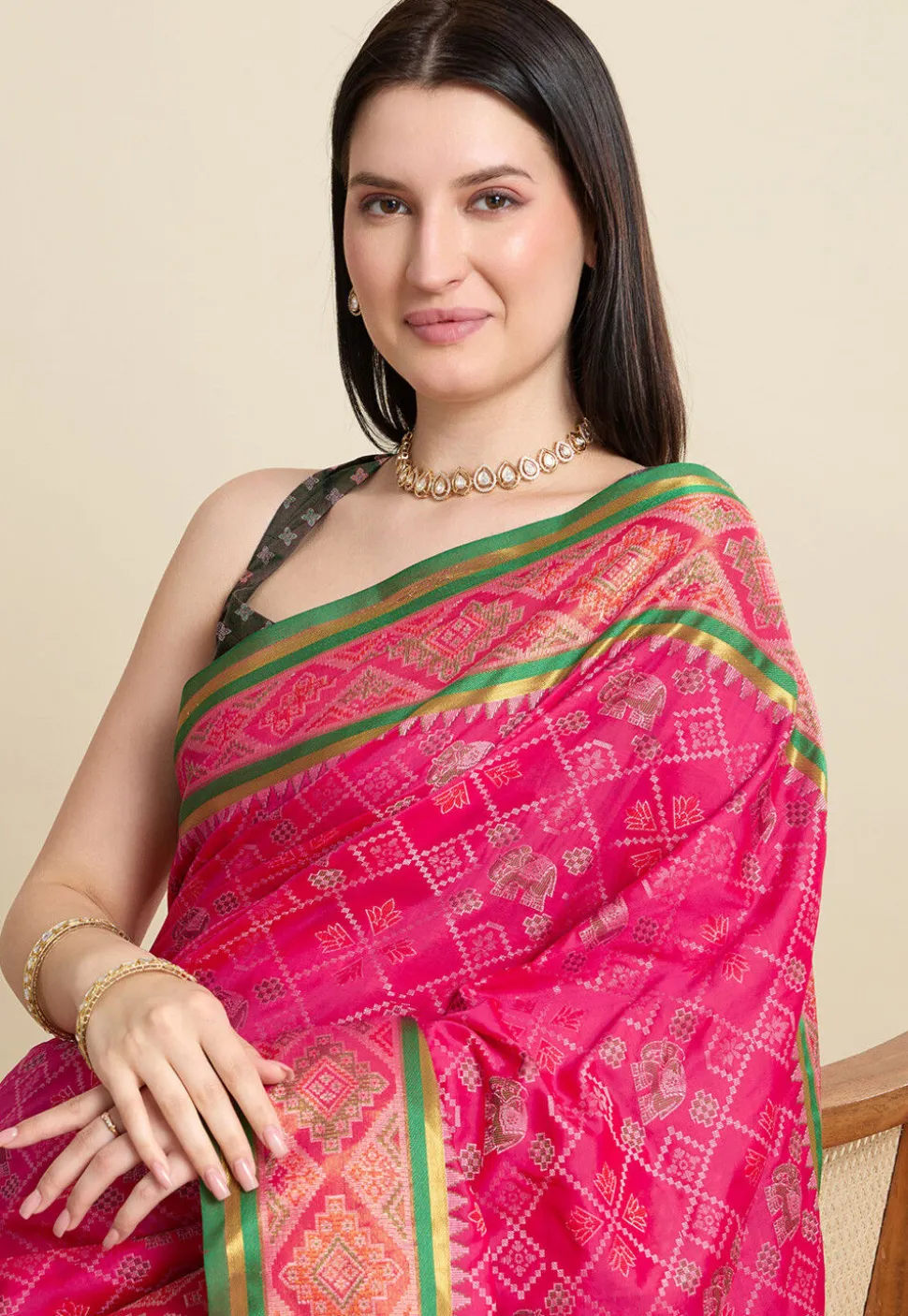Woven Art Silk Saree in Fuchsia