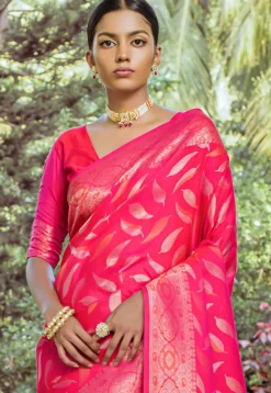 Woven Art Silk Saree in Fuchsia