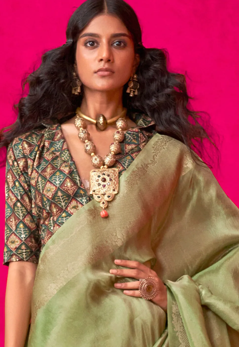 Woven Art Silk Saree in Green