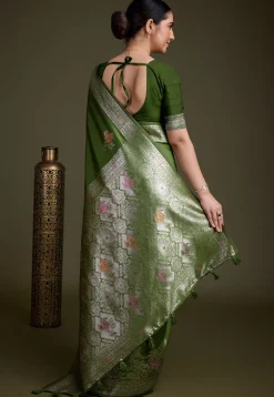 Woven Art Silk Saree in Green