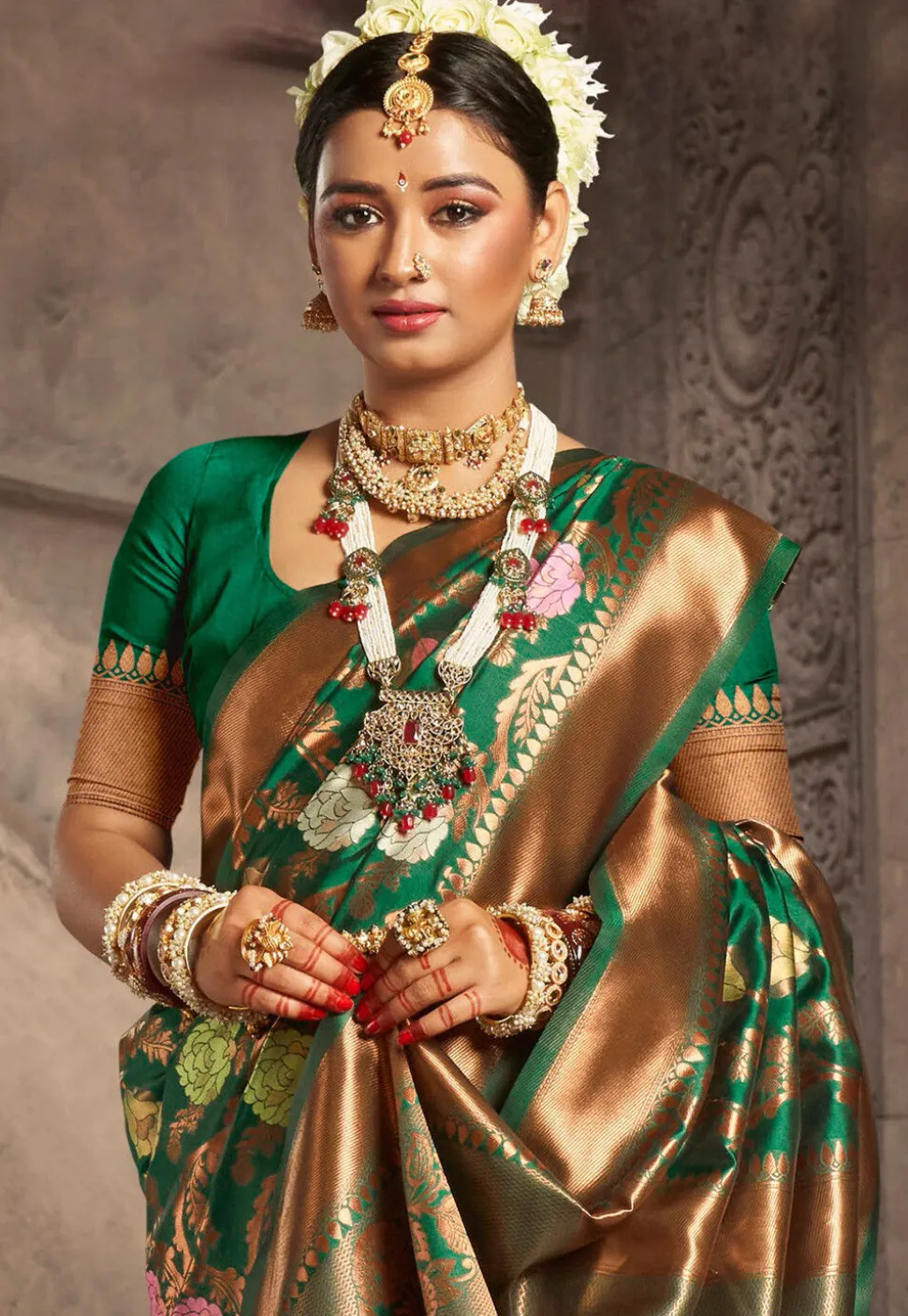 Woven Art Silk Saree in Green