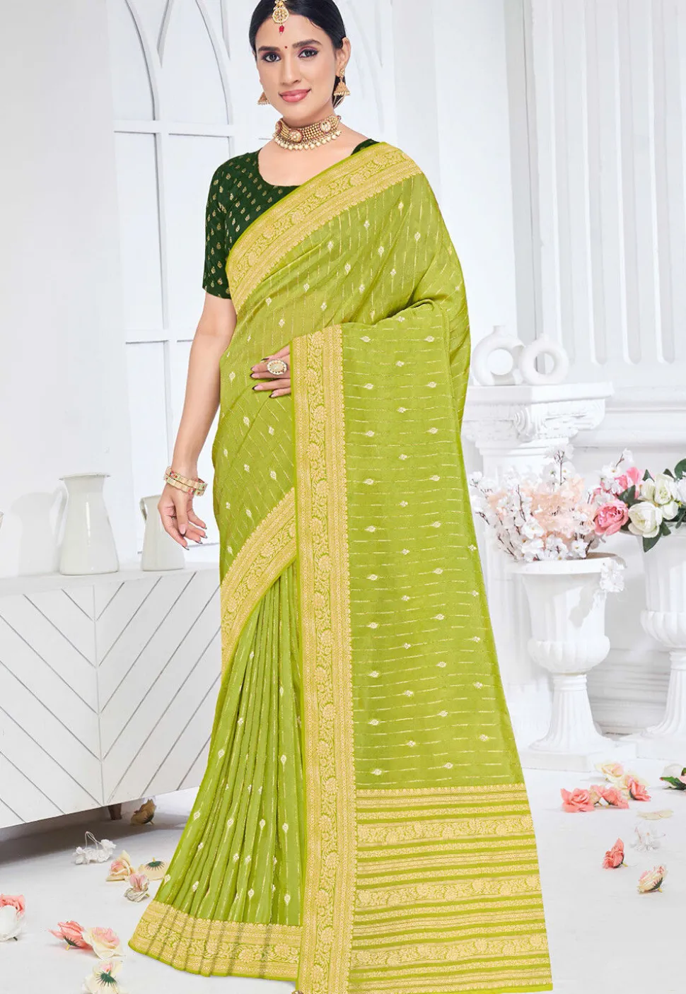 Woven Art Silk Saree in Light Green