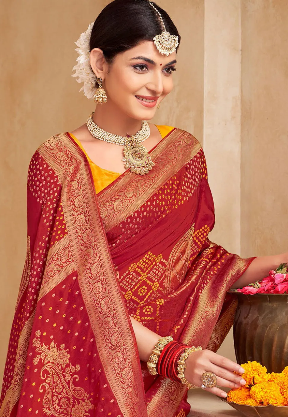Woven Art Silk Saree in Maroon